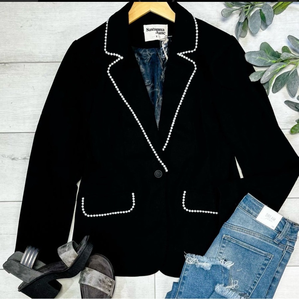 Pearl black blazer